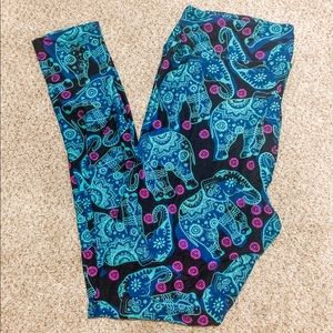 LuLaRoe Pants - Lularoe TC Paisley Elephants Leggings LuLaRoe Pants - Lularoe TC Paisley Elephants Leggings